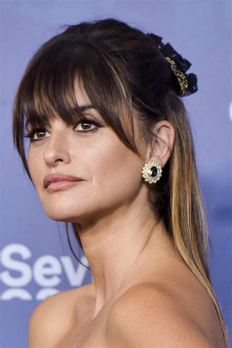 penelope cruz in versace|penelope cruz hair.